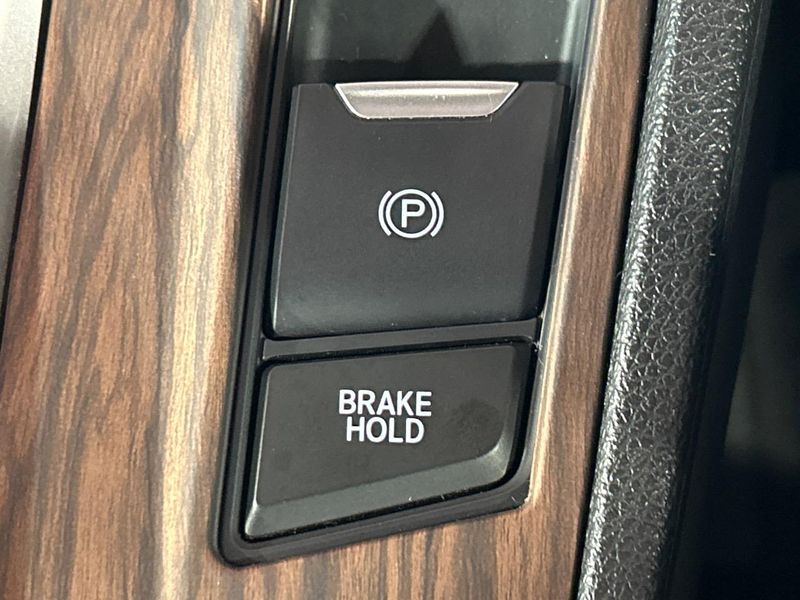 2020 Honda CR-V Hybrid 6AA-RT5 (UW-6a7d36bda57f0)[27]