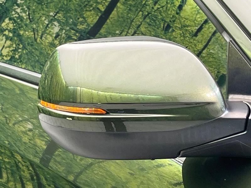 2016 Honda Vezel DAA-RU3 (UW-6a7d36bf9fbe1)[13]