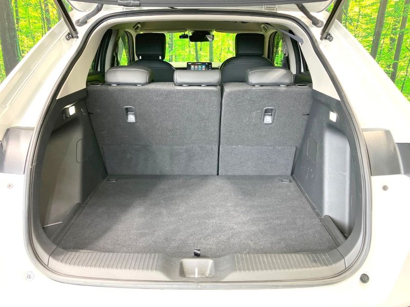 2024 Honda Vezel 6AA-RV5 (UW-6a7d36cd3eff0)[14]