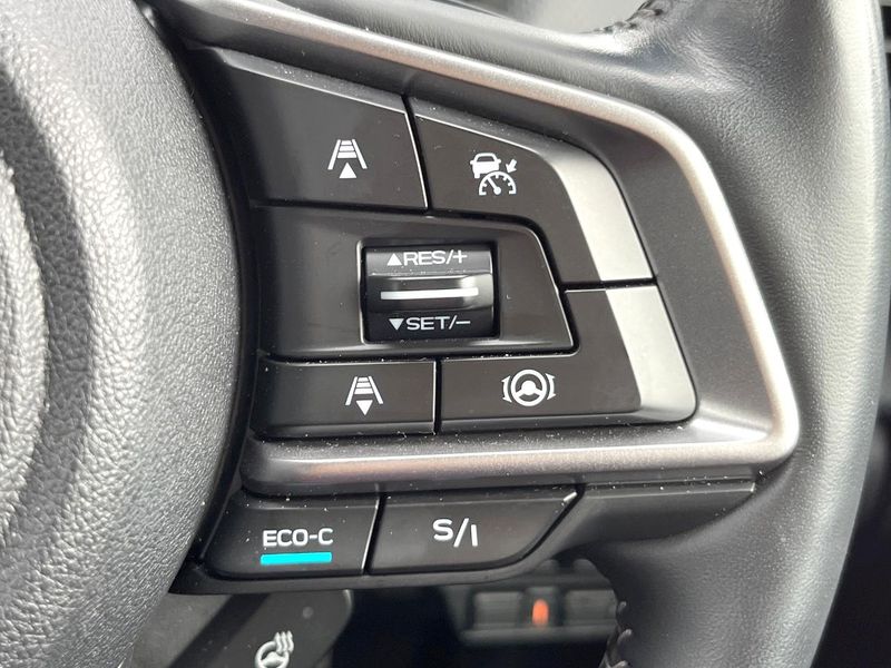 2020 Subaru Forester 5AA-SKE (UW-6a7d36e70d473)[23]