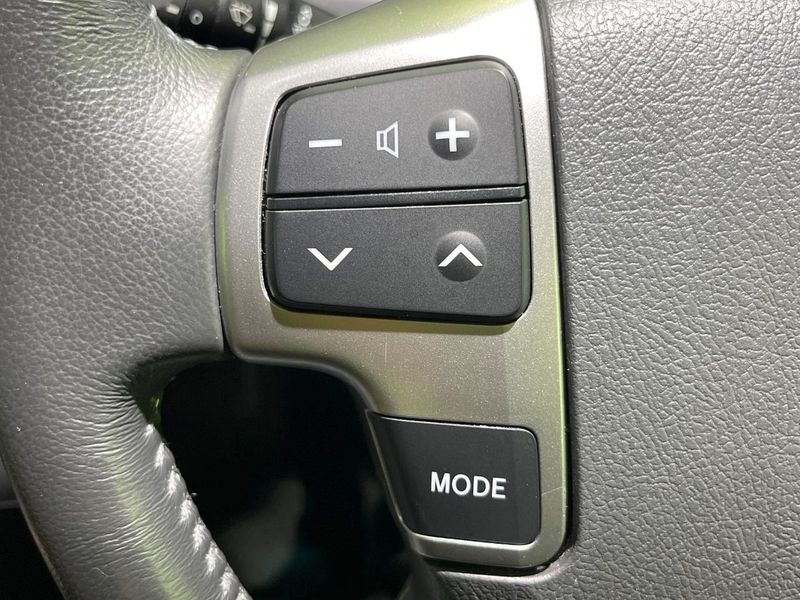 2021 Toyota Hiace Wagon 3BA-TRH219W (UW-6a7d36f5b02b4)[26]