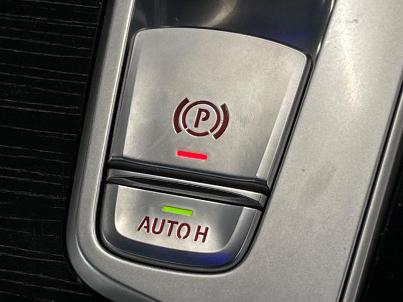 2019 BMW 7 Series 3BA-7R30 (UW-6a7d371c1fdba)[13]