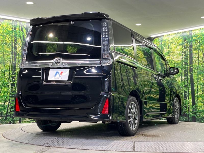 2016 Toyota Voxy DBA-ZRR80W (UW-6a7d3742060bf)[8]