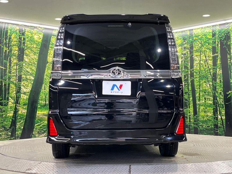 2016 Toyota Voxy DBA-ZRR80W (UW-6a7d3742060bf)[7]
