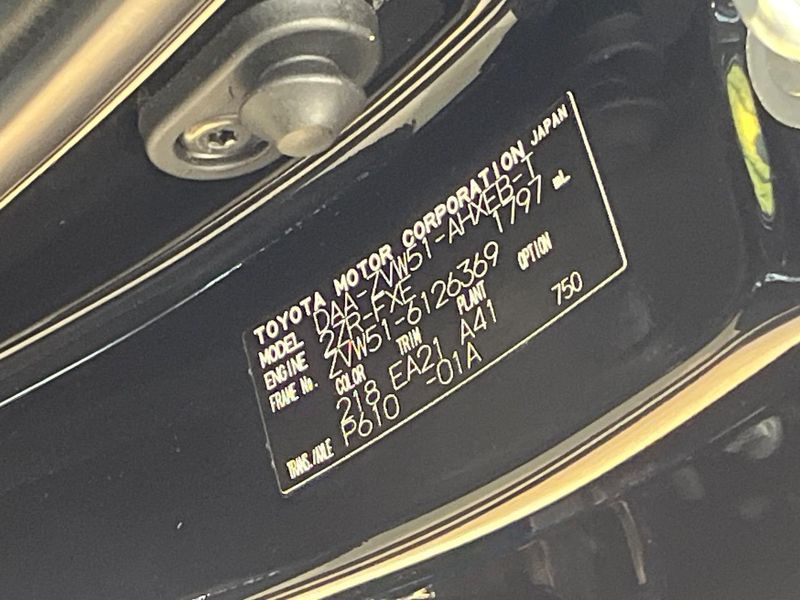 2019 Toyota Prius DAA-ZVW51 (UW-6a7d376d71267)[1]
