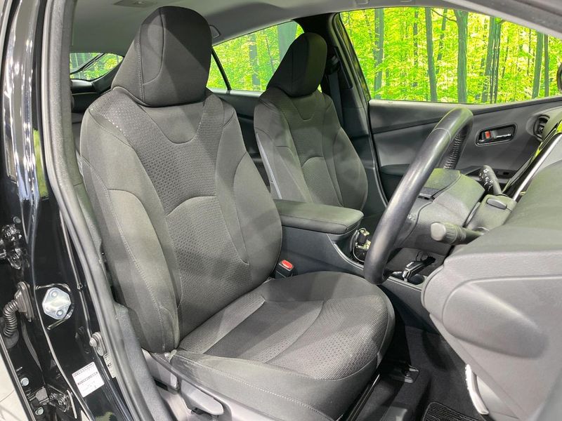 2019 Toyota Prius DAA-ZVW51 (UW-6a7d376d941d0)[29]