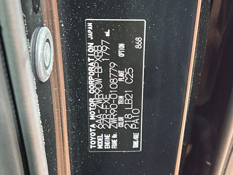 2023 Toyota Voxy 6AA-ZWR90W (UW-6a7d3784708fe)[1]