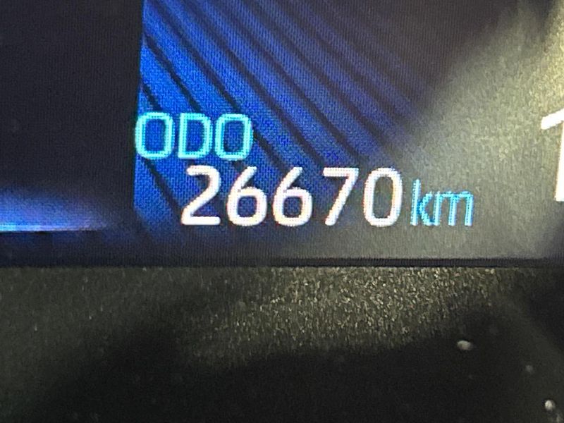 2023 Toyota Voxy 6AA-ZWR90W (UW-6a7d3784708fe)[2]