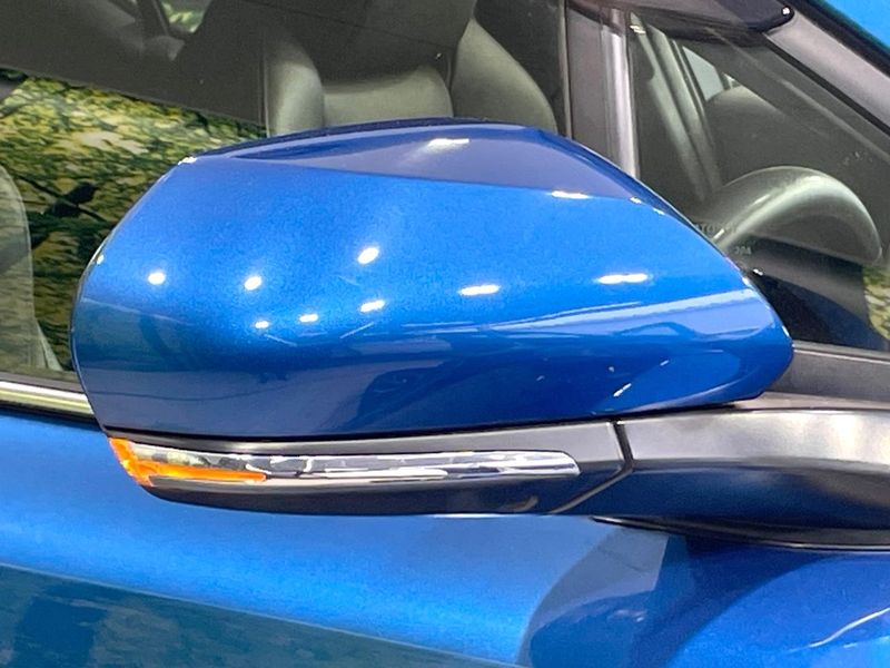 2017 Toyota C-HR DAA-ZYX10 (UW-6a7d3790319f8)[27]