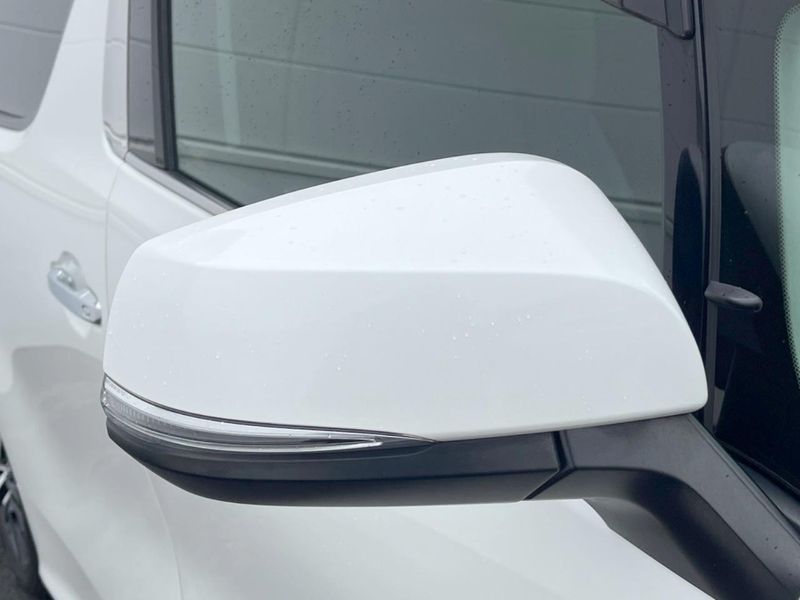 2018 Toyota Vellfire DBA-AGH30W (UW-6a7e85318c893)[9]