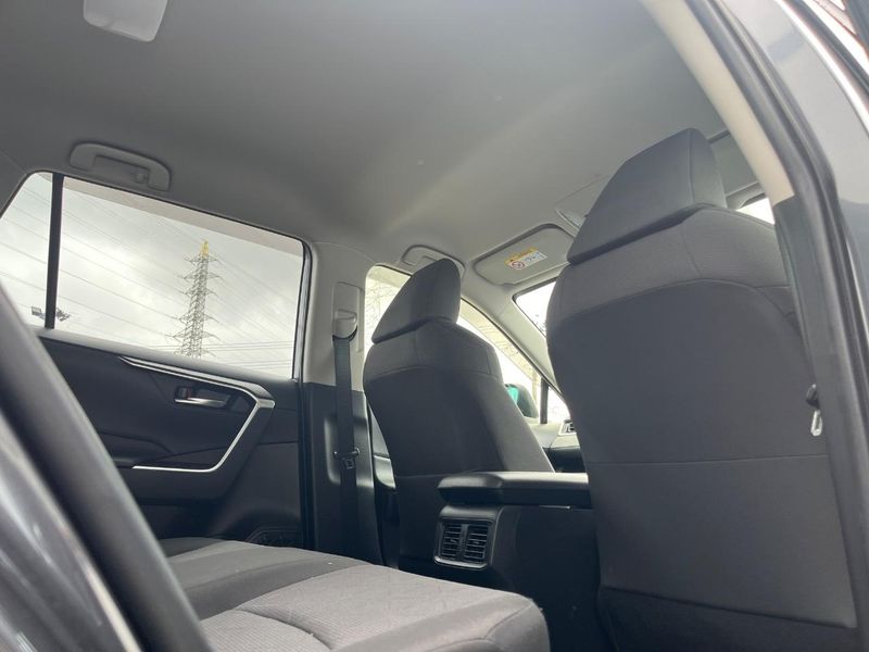 2020 Toyota RAV4 6AA-AXAH54 (UW-6a7e85588e17d)[21]