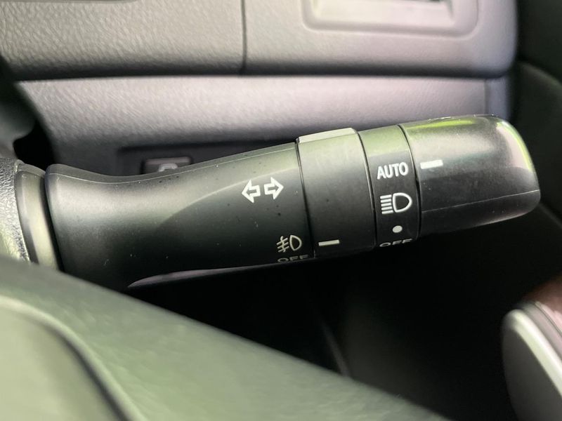 2013 Toyota SAI DAA-AZK10 (UW-6a7e85717dc0f)[22]