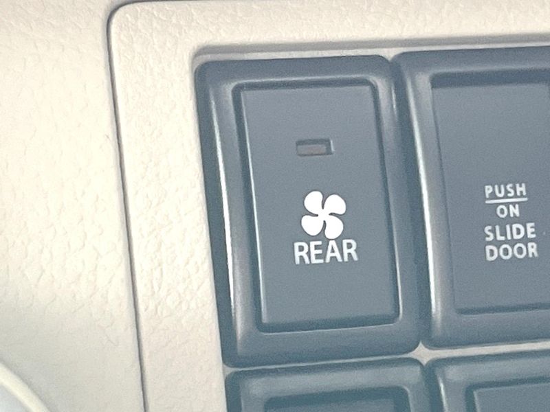 2021 Suzuki Every Wagon 3BA-DA17W (UW-6a7e85bb25471)[13]