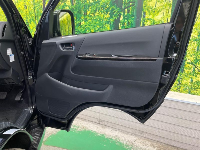 2026 Toyota Hiace Van 3DF-GDH206V (UW-6a7e85edd326a)[9]