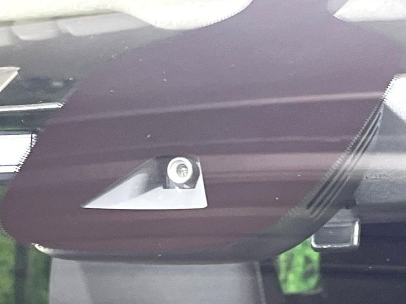 2017 Nissan Serena DAA-GFC27 (UW-6a7e85f6e67c2)[9]