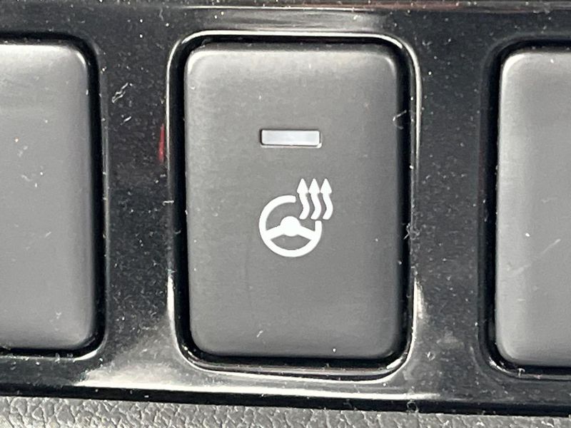 2018 Mitsubishi OUTLANDER PHEV 5LA-GG3W (UW-6a7e86034bb54)[9]