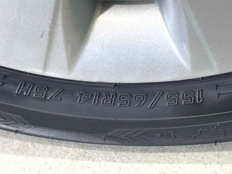 2015 Honda N-BOX DBA-JF1 (UW-6a7e866524423)[12]