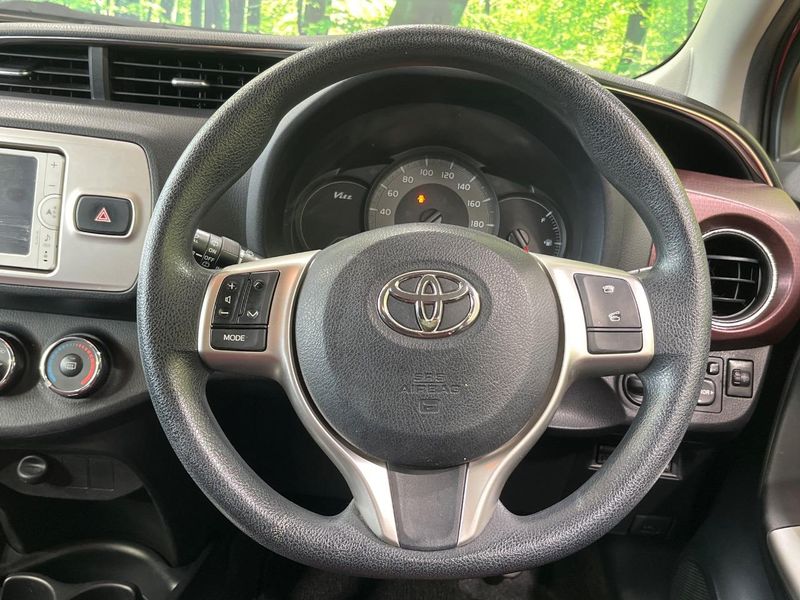 2015 Toyota Vitz DBA-KSP130 (UW-6a7e86c75c56f)[23]