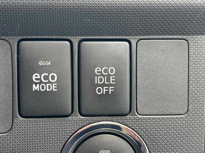 2012 Daihatsu Move DBA-LA100S (UW-6a7e86d2a1437)[24]