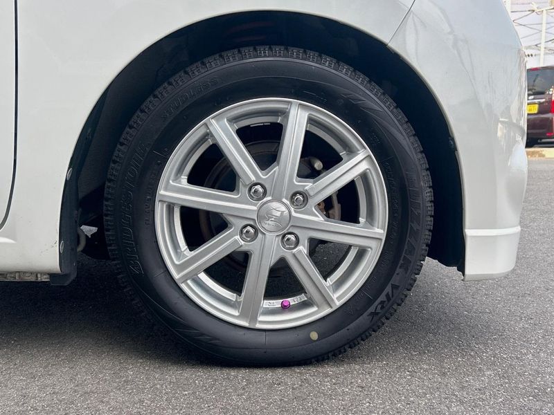2012 Daihatsu Move DBA-LA100S (UW-6a7e86d2a1437)[9]