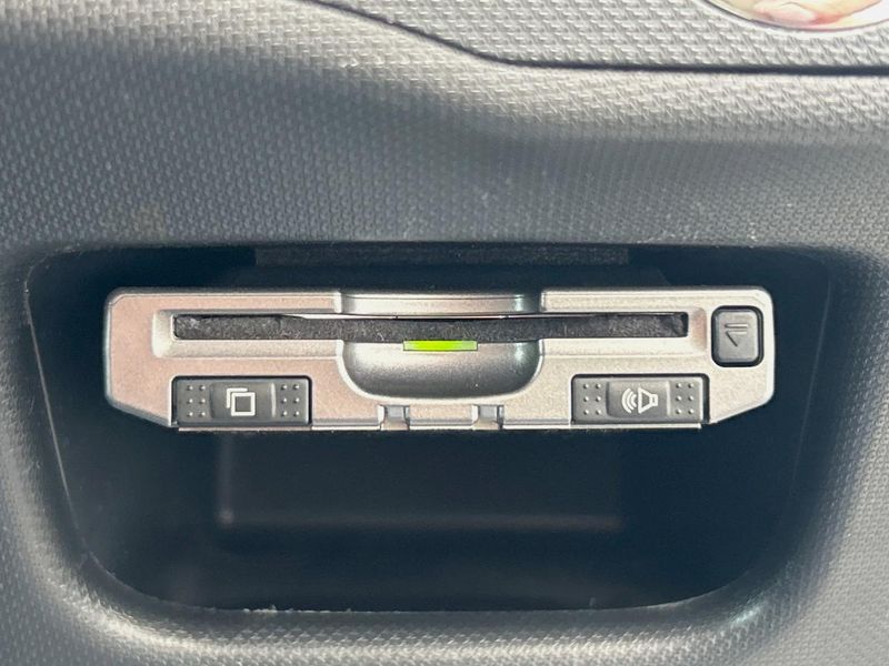 2012 Daihatsu Move DBA-LA100S (UW-6a7e86d2a1437)[25]