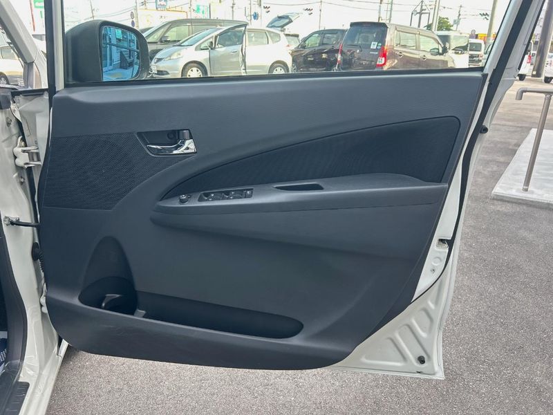 2012 Daihatsu Move DBA-LA100S (UW-6a7e86d2a1437)[18]