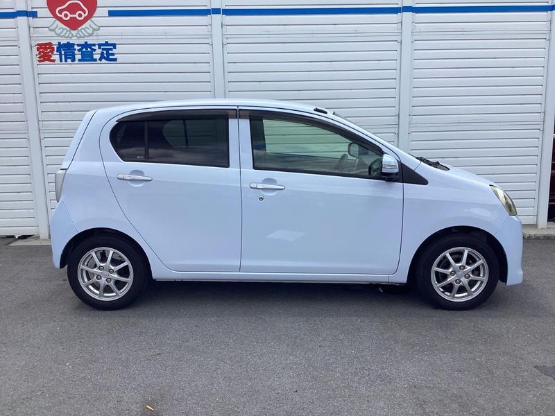 2013 Subaru Pleo Plus DBA-LA300F (UW-6a7e86de757e4)[5]