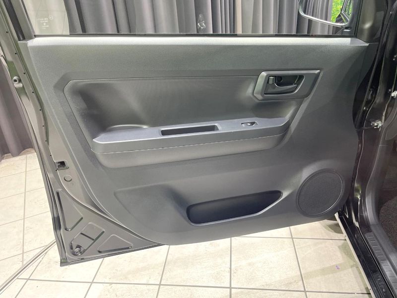 2019 Daihatsu Mira e:S 5BA-LA350S (UW-6a7e86e219a40)[27]