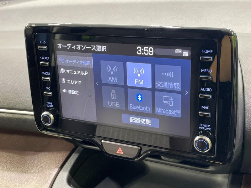2021 Toyota Yaris Cross 6AA-MXPJ10 (UW-6a7e87a697e47)[12]