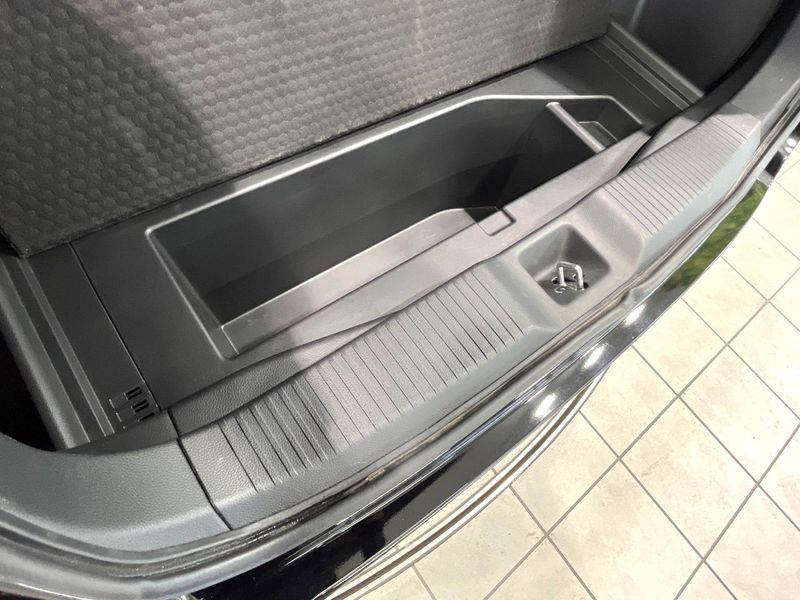 2023 Honda Vezel 6AA-RV5 (UW-6a7e8823cc210)[29]