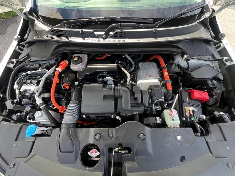 2026 Honda Vezel 6AA-RV5 (UW-6a7e8829b5d99)[4]