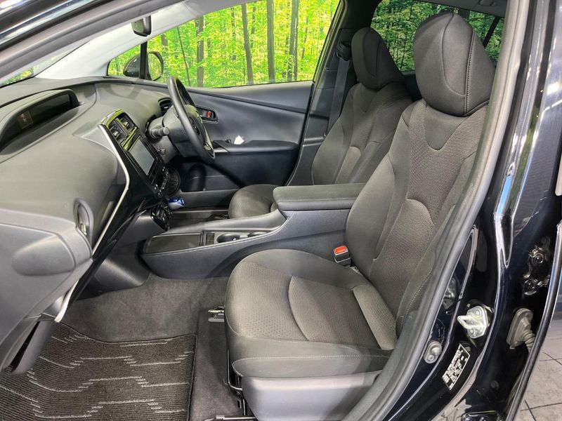 2022 Toyota Prius 6AA-ZVW55 (UW-6a7e88c7c1027)[28]