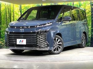 2022 Toyota Voxy 6AA-ZWR90W