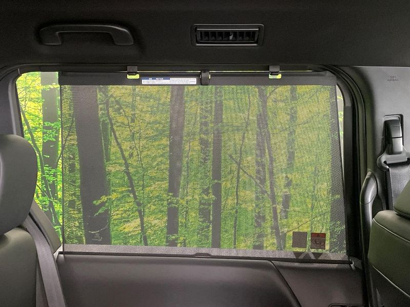 2025 Toyota Voxy 6AA-ZWR90W (UW-6a7e88df7f939)[24]