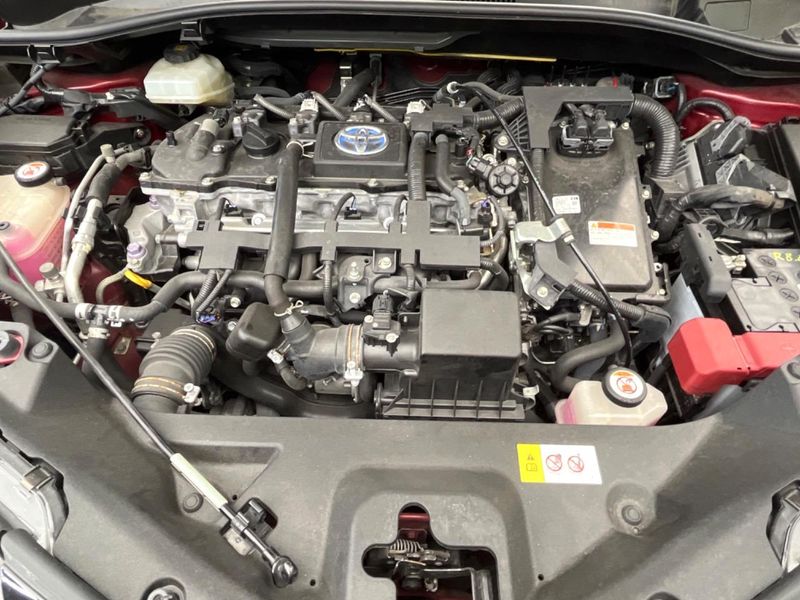 2018 Toyota C-HR DAA-ZYX10 (UW-6a7e88e7364e0)[22]