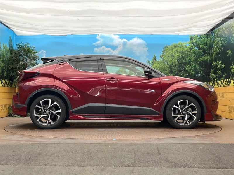 2018 Toyota C-HR DAA-ZYX10 (UW-6a7e88e7364e0)[9]