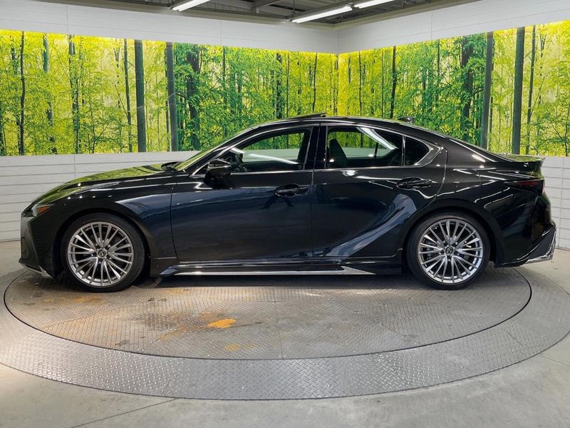 2020 Lexus IS 6AA-AVE30 (UW-6a7fd6e00d31b)[11]