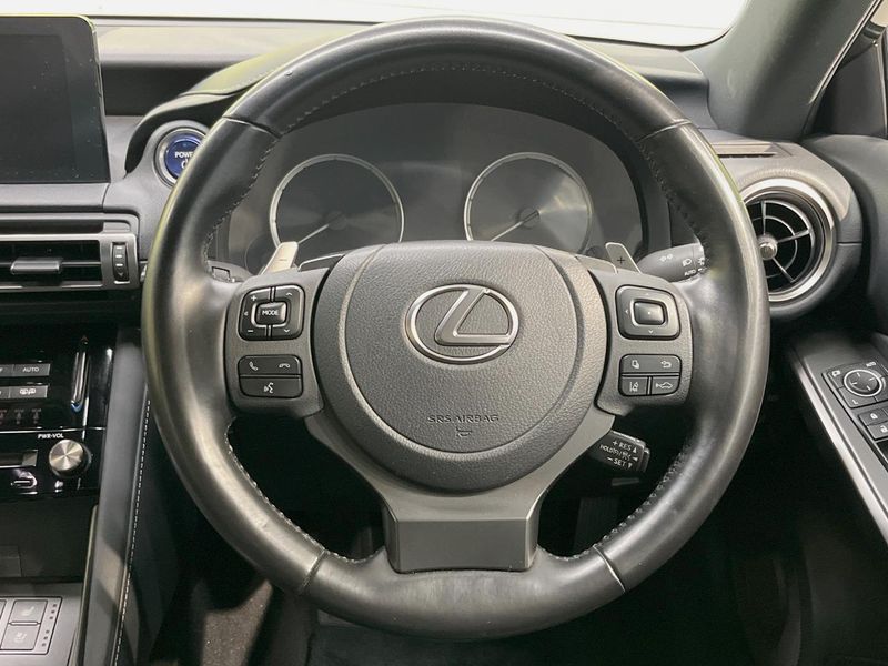 2020 Lexus IS 6AA-AVE30 (UW-6a7fd6e00d31b)[22]