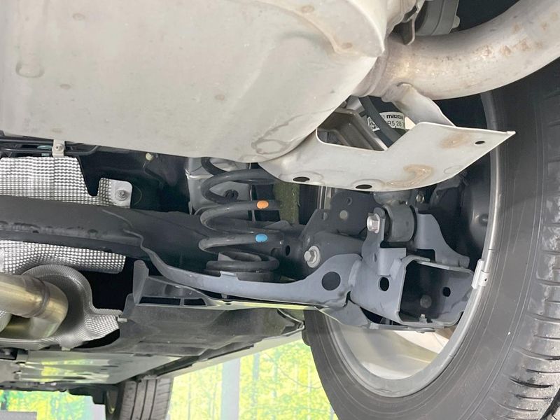 2020 Mazda CX-30 5BA-DMEP (UW-6a7fd7591ef7d)[24]
