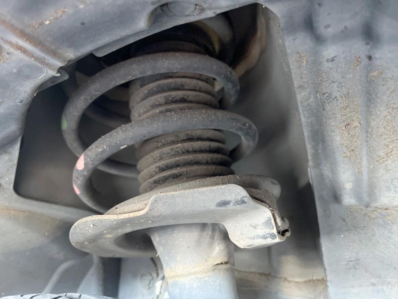 2016 Nissan Serena DAA-GFC27 (UW-6a7fd788cbe97)[5]