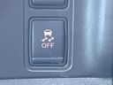 2016 Nissan Serena DAA-GFC27 (UW-6a7fd788cbe97)[17]