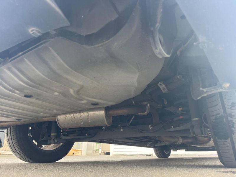 2017 Nissan Serena DAA-GFC27 (UW-6a7fd789ed6bb)[24]