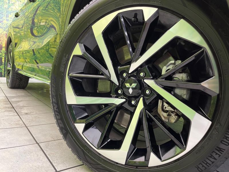 2023 Mitsubishi OUTLANDER PHEV 5LA-GN0W (UW-6a7fd7a11c6e7)[15]
