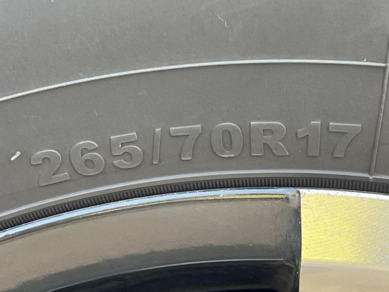 2011 Toyota FJ CRUISER CBA-GSJ15W (UW-6a7fd7afcdb10)[6]
