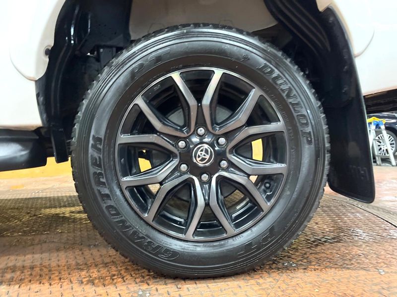 2022 Toyota Hilux 3DF-GUN125 (UW-6a7fd7bcd9b2a)[7]