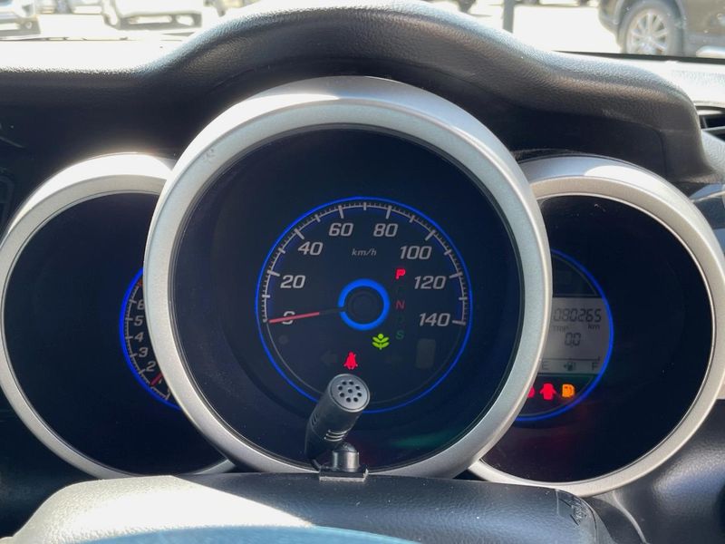 2012 Honda N-BOX CUSTOM DBA-JF1 (UW-6a7fd808d6dc0)[27]