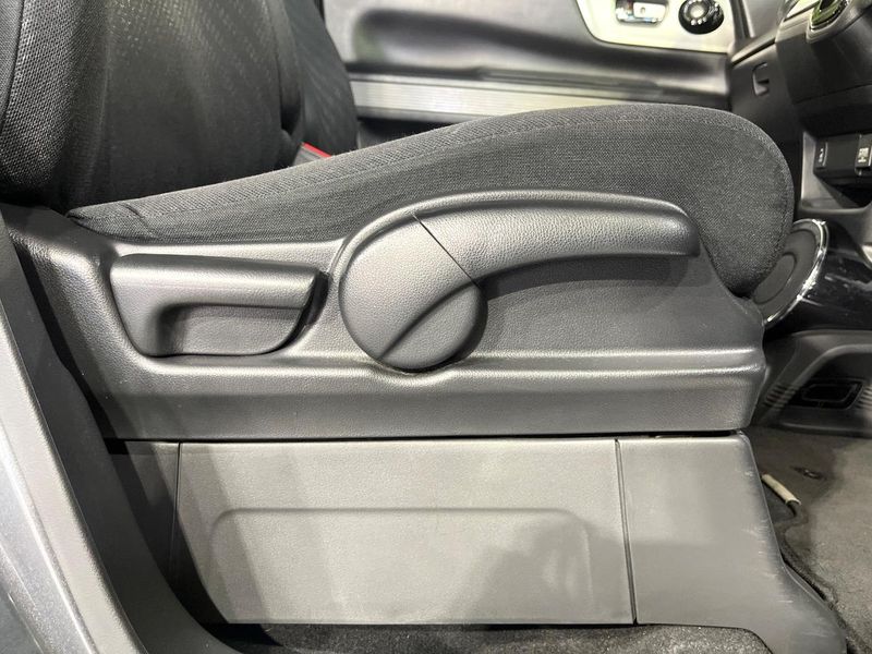 2014 Honda N-BOX Slash DBA-JF1 (UW-6a7fd80c5e4db)[23]
