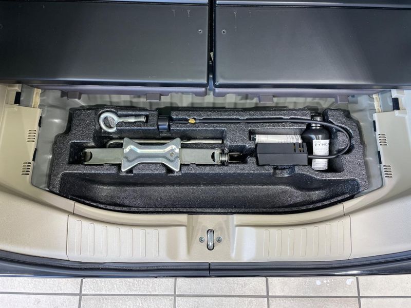 2019 Honda N-BOX DBA-JF3 (UW-6a7fd8165f0d6)[22]