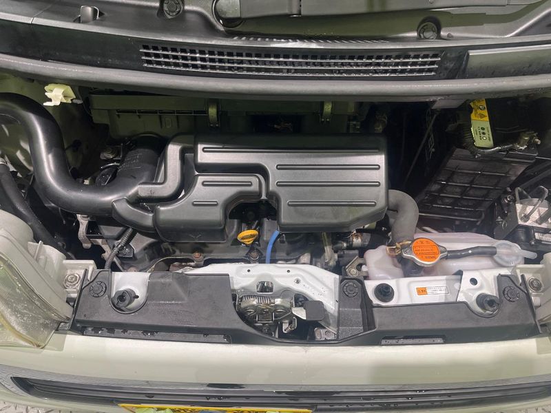2011 Daihatsu Tanto DBA-L385S (UW-6a7fd87323aae)[4]