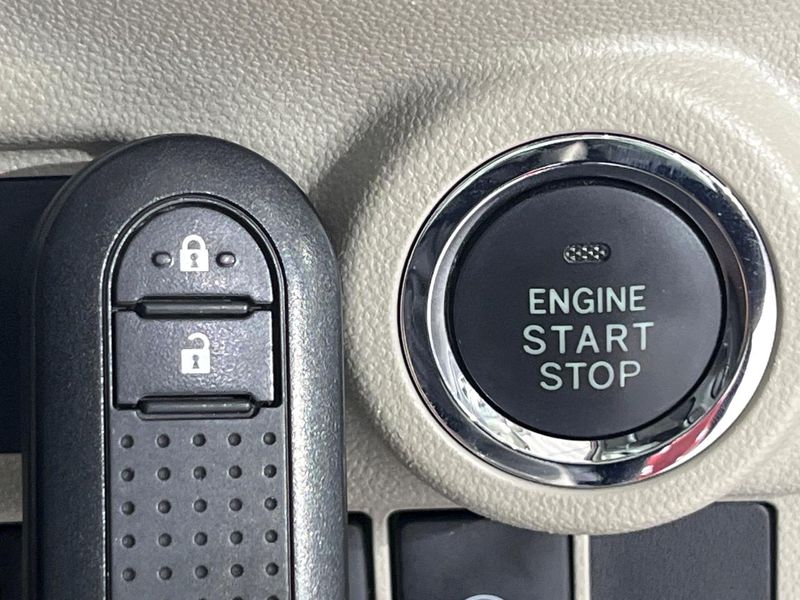2017 Daihatsu Cast DBA-LA250S (UW-6a7fd880da868)[23]